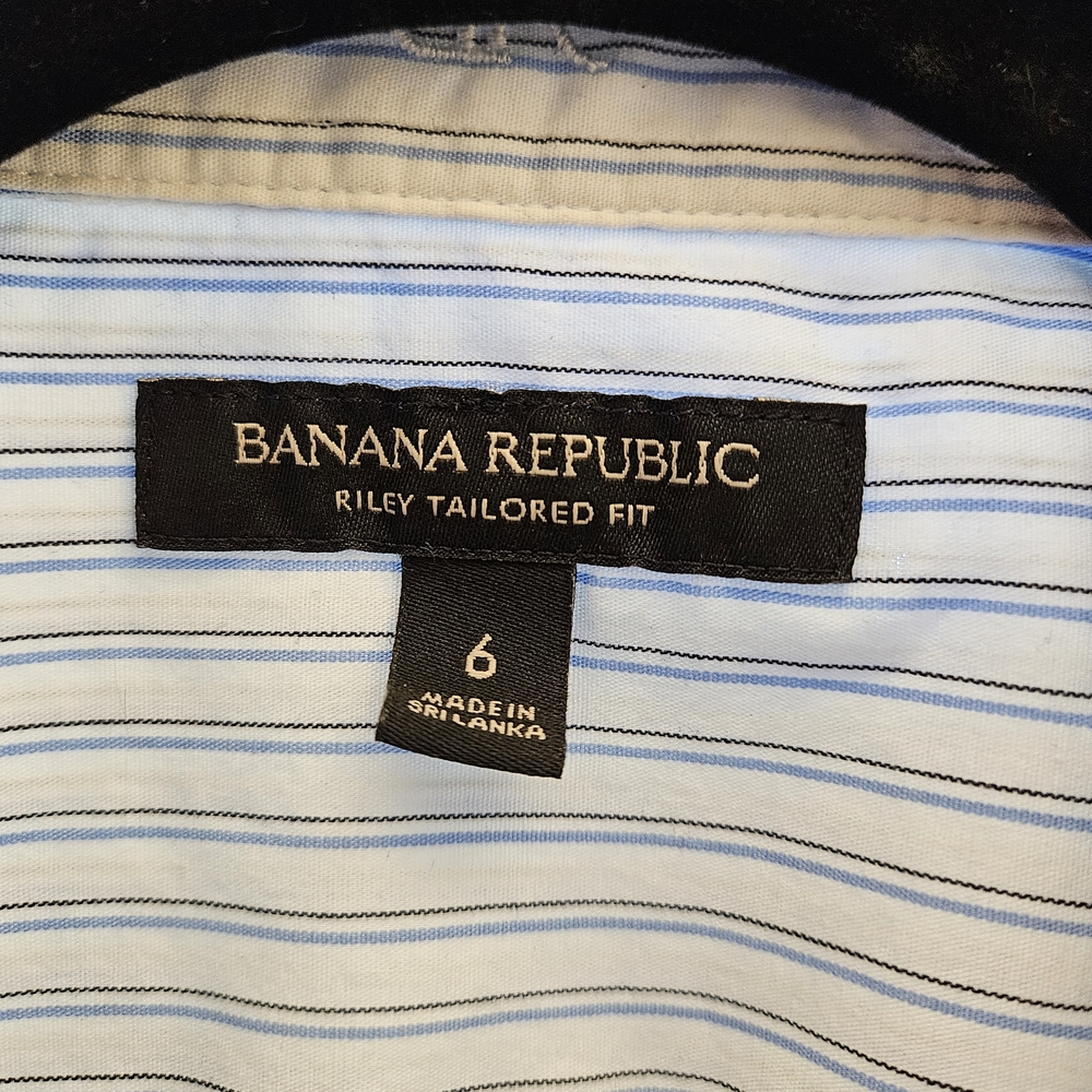 Banana Republic Riley II Tailored Fit Multi Stripe Size 6